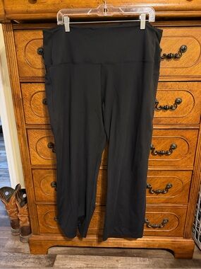all in motion Black Straight-Leg Pull-On Pants